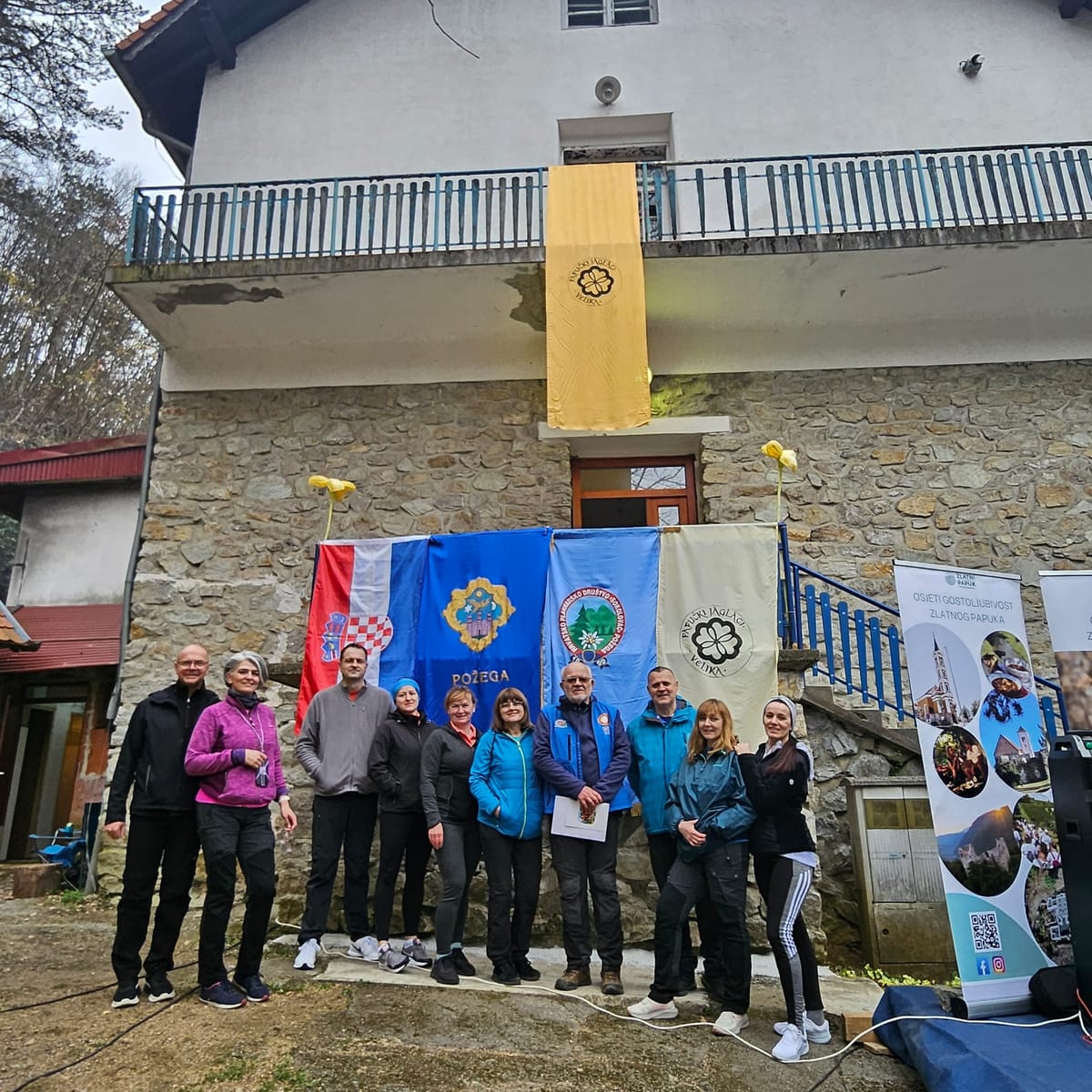 44. Papučki jaglaci